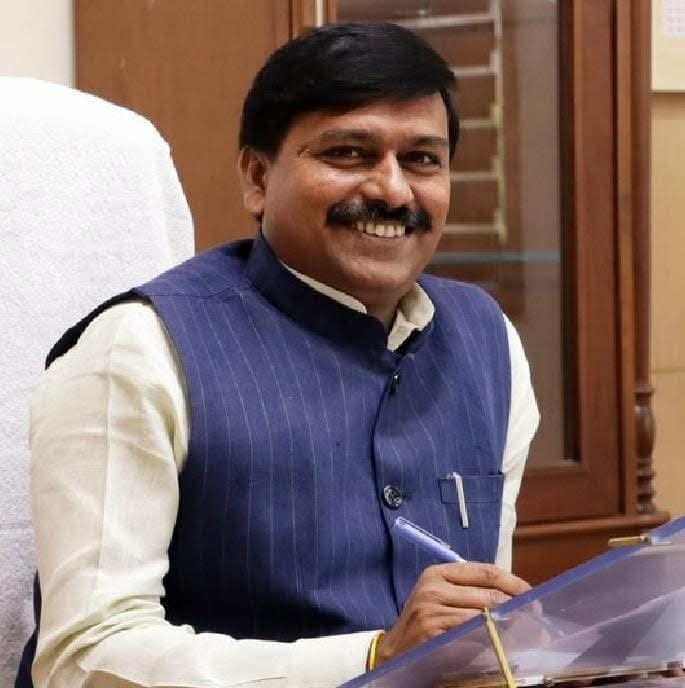 बदनाम करने वालों को मंत्री धर्मेंद्र सिंह की खुली चेतावनी, कहा– “कार्रवाई भी होगी और डंडे भी पड़ेंगे”