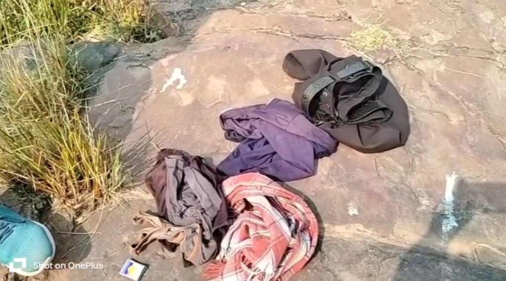 नहाने गए युवक का नाले में शव मिलने से सनसनी - हत्या या आत्महत्या जांच में जुटी पुलिस